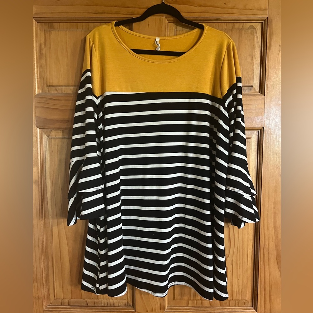 Chic Soul Boutique Top